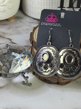 paparazzi Silver Southwestern Medallion Dangle Earrings